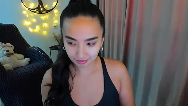 Snapshot of worldofkim chatting on February 2026 11:39:02 AM worldofkim online show from February 2026 11:39:02 AM