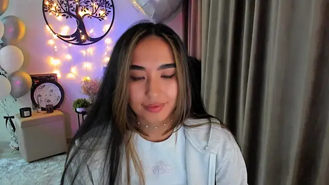 Snapshot of worldofkim chatting on March 2026 06:58:01 PM worldofkim online show from March 2026 06:58:01 PM