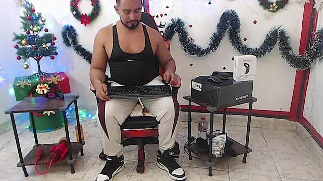 KalethBigDick online show from November 2025 05:22:02 AM