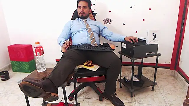 KalethBigDick online show from February 2026 01:20:01 AM