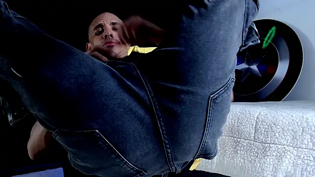 Antonywebb94 online show from October 2025 03:53:02 AM