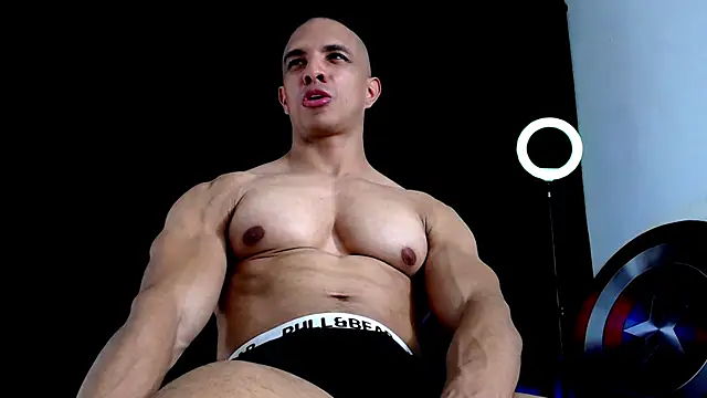 Antonywebb94 online show from December 2025 07:43:01 PM