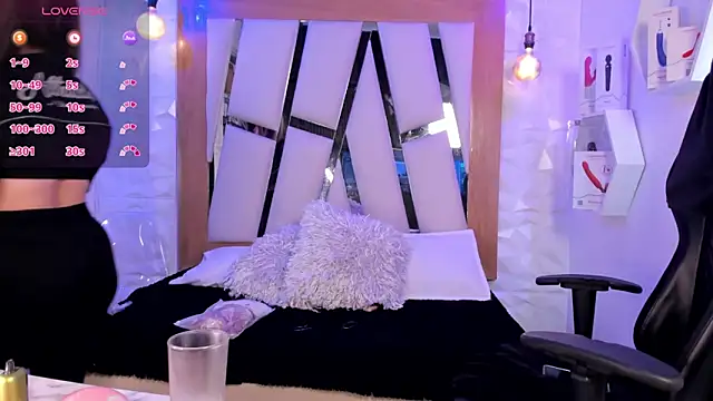 ary cooper  online show from September 2025 01:34:01 PM