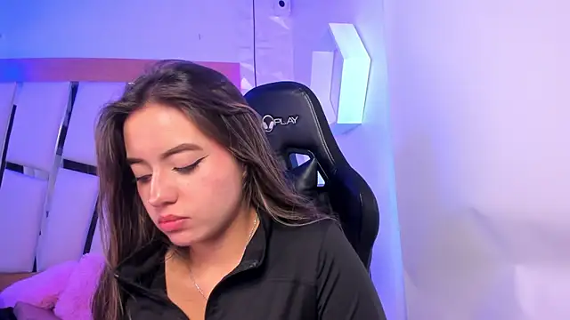 ary cooper  online show from November 2025 12:48:02 PM