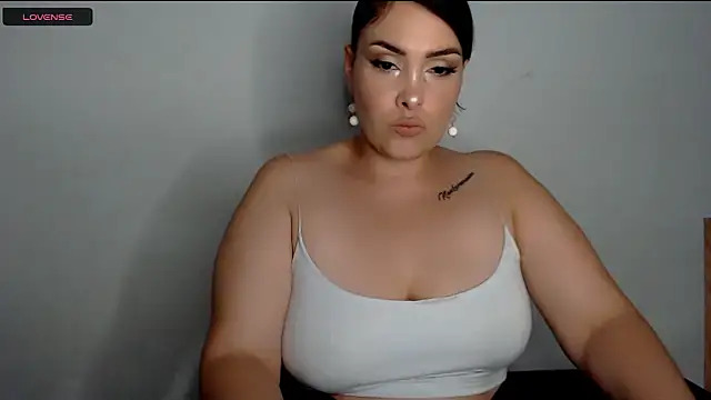 Miss Agatha online show from December 2024 12:44:01 AM