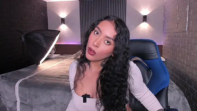 Snapshot of magic_marg chatting on February 2026 09:13:01 PM magic marg online show from February 2026 09:13:01 PM