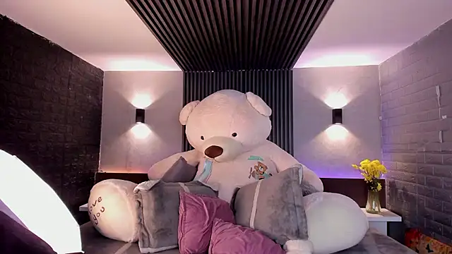 Snapshot of magic_marg chatting on March 2026 09:18:02 PM magic marg online show from March 2026 09:18:02 PM