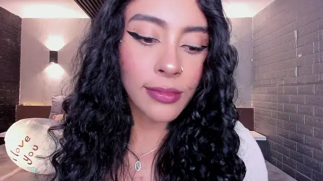 Snapshot of magic_marg chatting on March 2026 09:52:02 PM magic marg online show from March 2026 09:52:02 PM