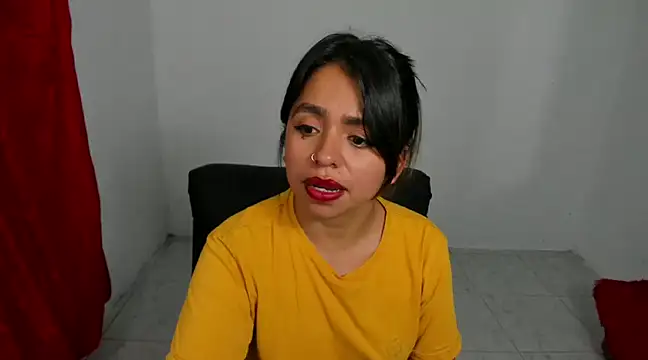 Snapshot of cory_rose chatting on February 2025 04:25:02 AM cory rose online show from February 2025 04:25:02 AM