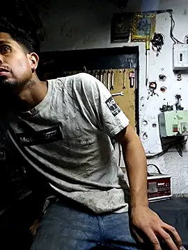 pene latinoriico online show from October 2025 06:26:01 AM