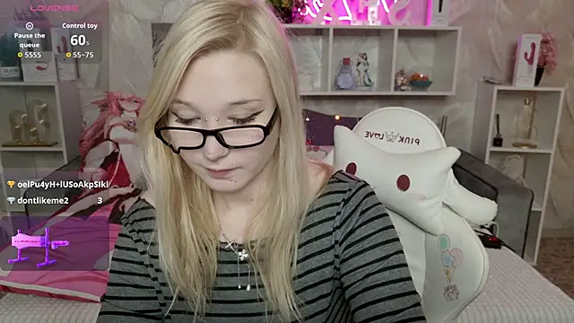 MeowkaKitty online show from March 2026 01:55:01 AM