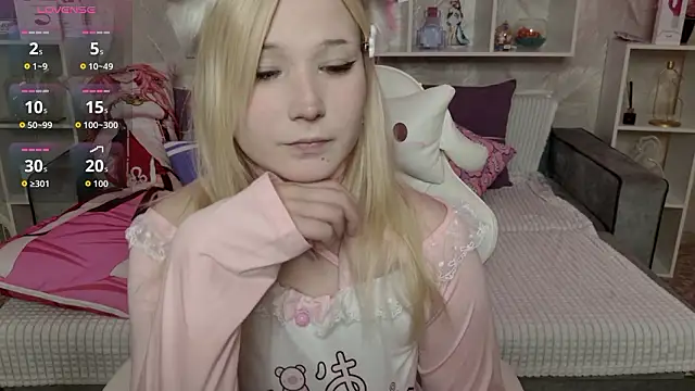 MeowkaKitty online show from March 2026 01:55:02 AM