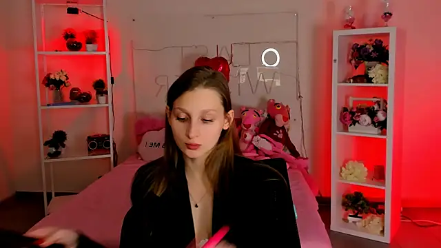 Snapshot of EllaHorton chatting on February 2025 12:56:01 PM EllaHorton online show from February 2025 12:56:01 PM