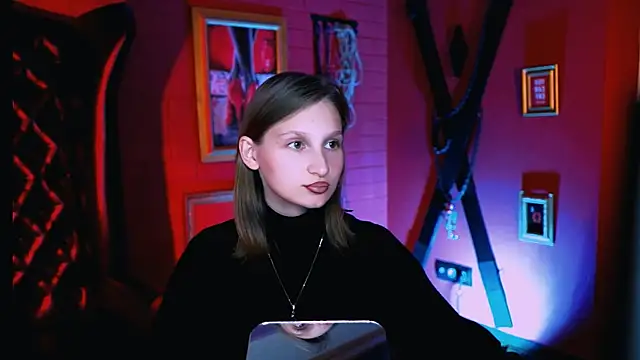 Snapshot of EllaHorton chatting on September 2025 04:34:01 PM EllaHorton online show from September 2025 04:34:01 PM