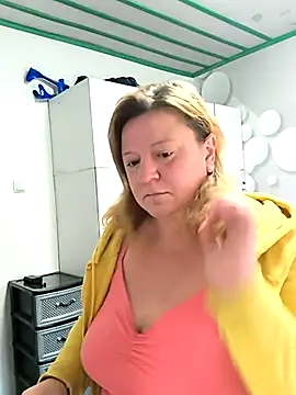 jusichka online show from September 2025 05:29:01 AM