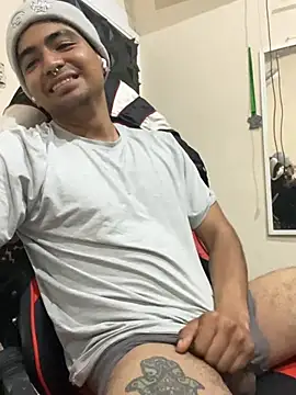 yObal-hot online show from April 2026 10:14:02 PM