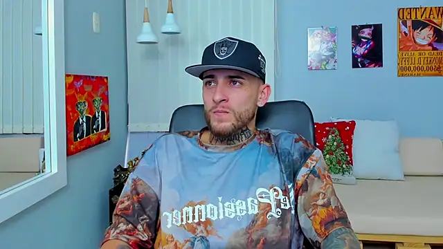 Snapshot of Drako_Lamar chatting on December 2024 03:53:02 PM Drako Lamar online show from December 2024 03:53:02 PM