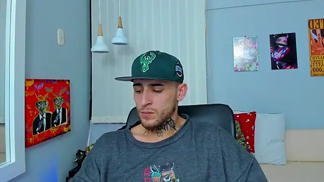 Snapshot of Drako_Lamar chatting on December 2024 04:30:01 PM Drako Lamar online show from December 2024 04:30:01 PM