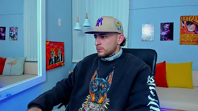 Snapshot of Drako_Lamar chatting on January 2025 12:27:02 PM Drako Lamar online show from January 2025 12:27:02 PM