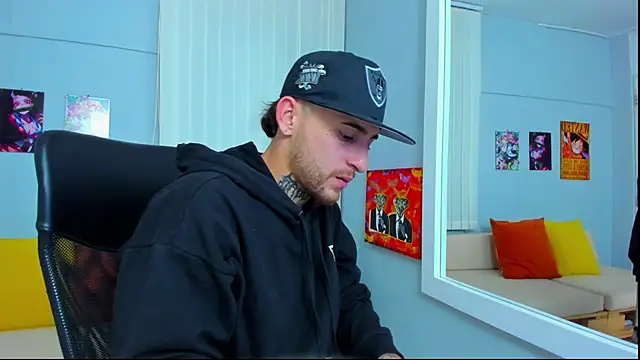 Snapshot of Drako_Lamar chatting on January 2025 01:30:01 PM Drako Lamar online show from January 2025 01:30:01 PM