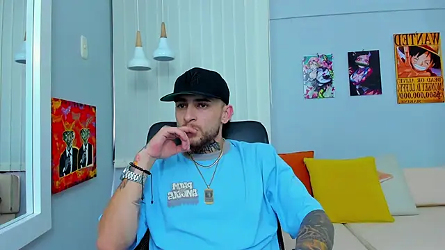 Snapshot of Drako_Lamar chatting on February 2025 04:57:01 PM Drako Lamar online show from February 2025 04:57:01 PM