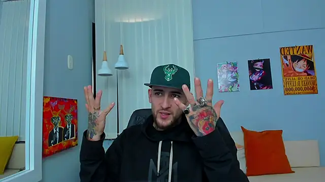 Snapshot of Drako_Lamar chatting on March 2025 03:37:01 PM Drako Lamar online show from March 2025 03:37:01 PM