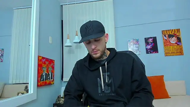 Snapshot of Drako_Lamar chatting on March 2025 12:30:02 PM Drako Lamar online show from March 2025 12:30:02 PM