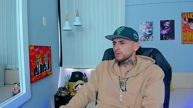 Snapshot of Drako_Lamar chatting on March 2025 03:52:01 PM Drako Lamar online show from March 2025 03:52:01 PM