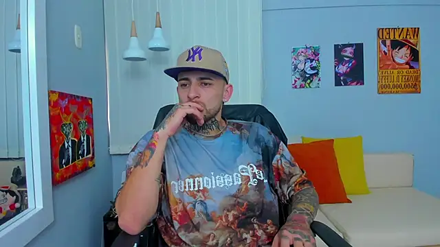 Snapshot of Drako_Lamar chatting on March 2025 03:45:02 PM Drako Lamar online show from March 2025 03:45:02 PM