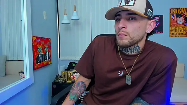 Snapshot of Drako_Lamar chatting on March 2025 03:51:01 PM Drako Lamar online show from March 2025 03:51:01 PM
