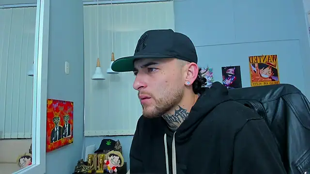 Snapshot of Drako_Lamar chatting on March 2025 12:35:02 PM Drako Lamar online show from March 2025 12:35:02 PM