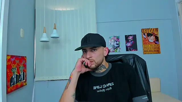 Snapshot of Drako_Lamar chatting on March 2025 06:45:02 PM Drako Lamar online show from March 2025 06:45:02 PM