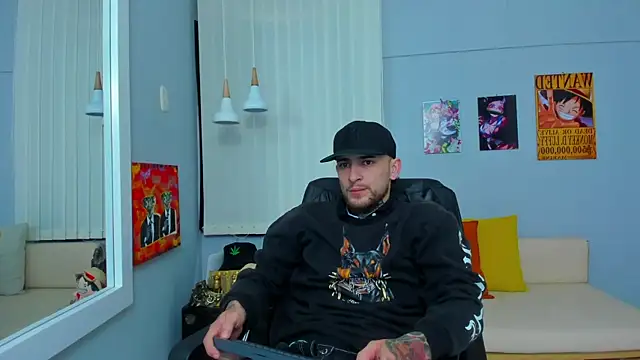 Snapshot of Drako_Lamar chatting on March 2025 12:29:01 PM Drako Lamar online show from March 2025 12:29:01 PM