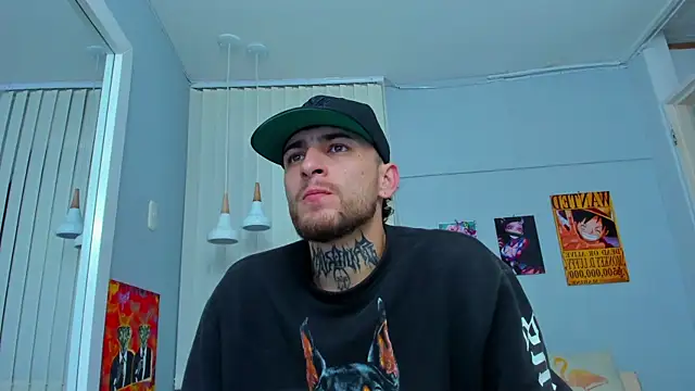 Snapshot of Drako_Lamar chatting on March 2025 12:25:02 PM Drako Lamar online show from March 2025 12:25:02 PM