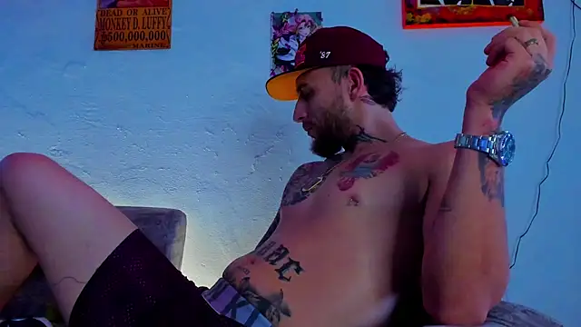 Snapshot of Drako_Lamar chatting on September 2025 08:55:02 PM Drako Lamar online show from September 2025 08:55:02 PM