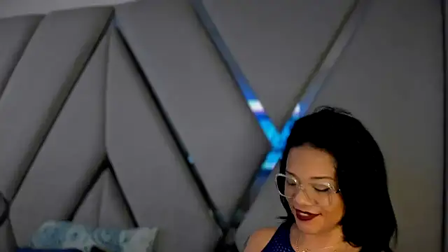 paula daniela1 online show from January 2025 08:53:02 PM