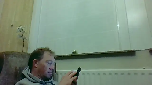 bertolini online show from October 2025 08:20:01 PM