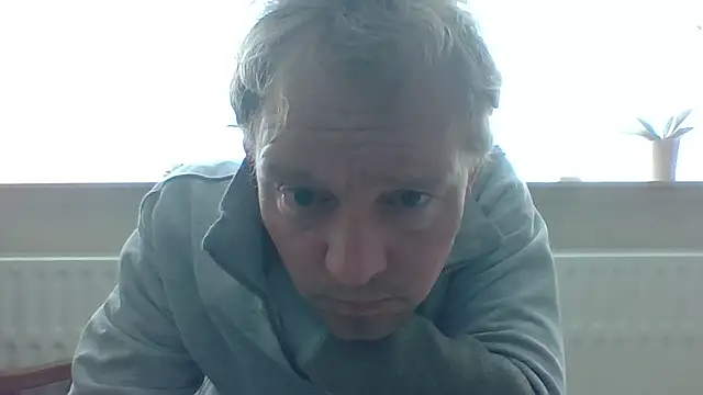 Snapshot of bertolini chatting on April 2026 01:05:02 PM bertolini online show from April 2026 01:05:02 PM