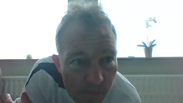 Snapshot of bertolini chatting on May 2026 07:03:01 AM bertolini online show from May 2026 07:03:01 AM