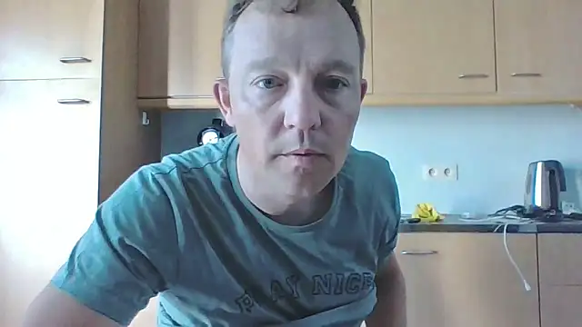 Snapshot of bertolini chatting on June 2026 09:00:01 AM bertolini online show from June 2026 09:00:01 AM