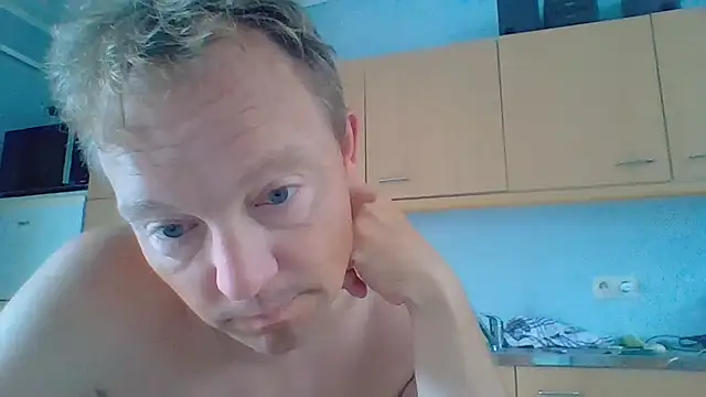 Snapshot of bertolini chatting on July 2026 07:57:01 AM bertolini online show from July 2026 07:57:01 AM