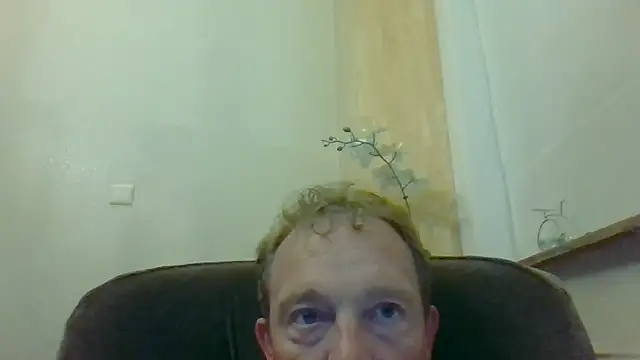 Snapshot of bertolini chatting on July 2026 09:42:01 PM bertolini online show from July 2026 09:42:01 PM