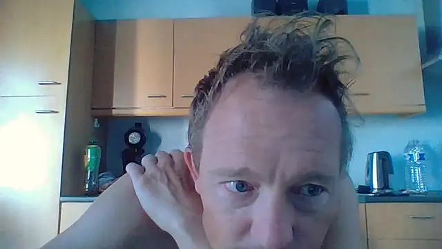 Snapshot of bertolini chatting on July 2026 06:33:02 AM bertolini online show from July 2026 06:33:02 AM
