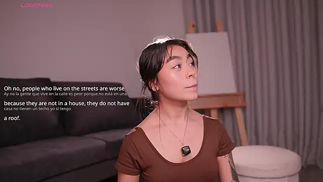 Snapshot of GigiLee_ chatting on June 2026 02:24:02 AM GigiLee online show from June 2026 02:24:02 AM