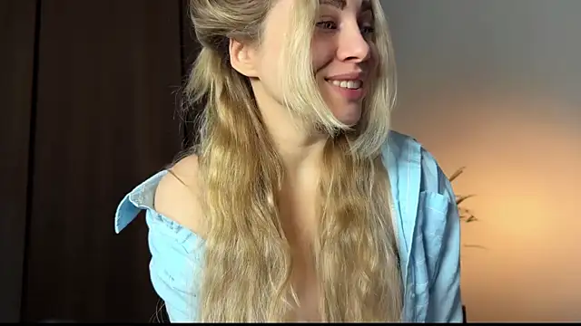 hotexclusive  online show from March 2026 04:36:01 PM