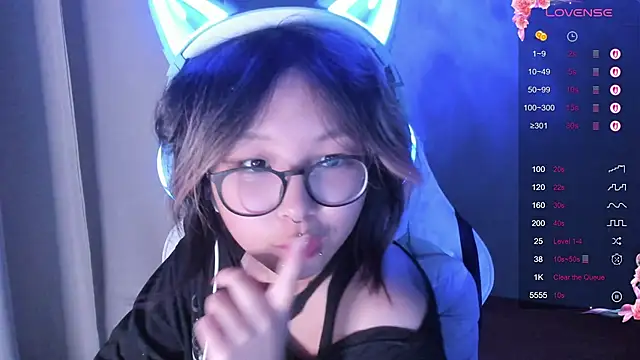 maydaykimmy online show from October 2025 09:23:02 PM