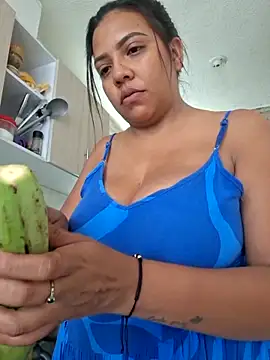 Snapshot of CanelitaPasion chatting on September 2025 05:47:02 PM CanelitaPasion online show from September 2025 05:47:02 PM