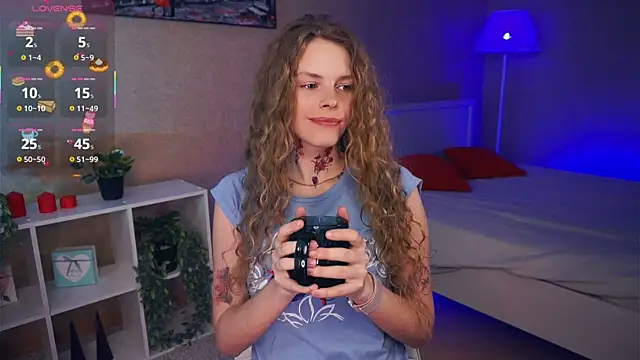 RayaNenlia online show from March 2025 11:12:02 AM