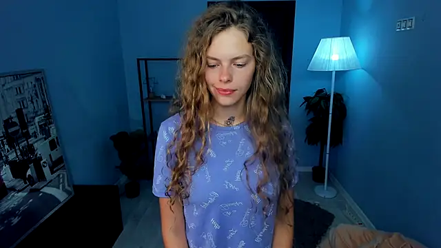 RayaNenlia online show from September 2025 05:06:02 AM