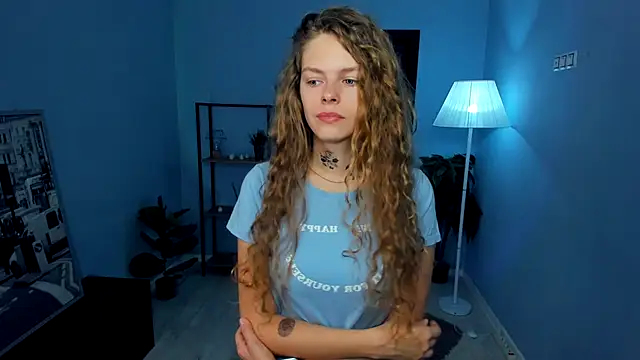 RayaNenlia online show from October 2025 05:08:02 AM